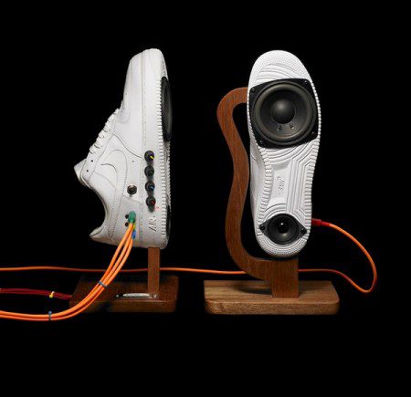Walk the Talk: интересные колонки для компьютера Walk the Talk: интересные колонки для компьютера