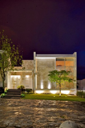 Casa Natalia: оригинальная архитектура и планировка