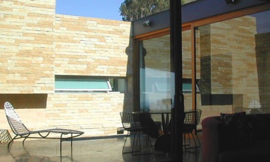 Красочное ранчо от Laidlaw Schultz Architects
